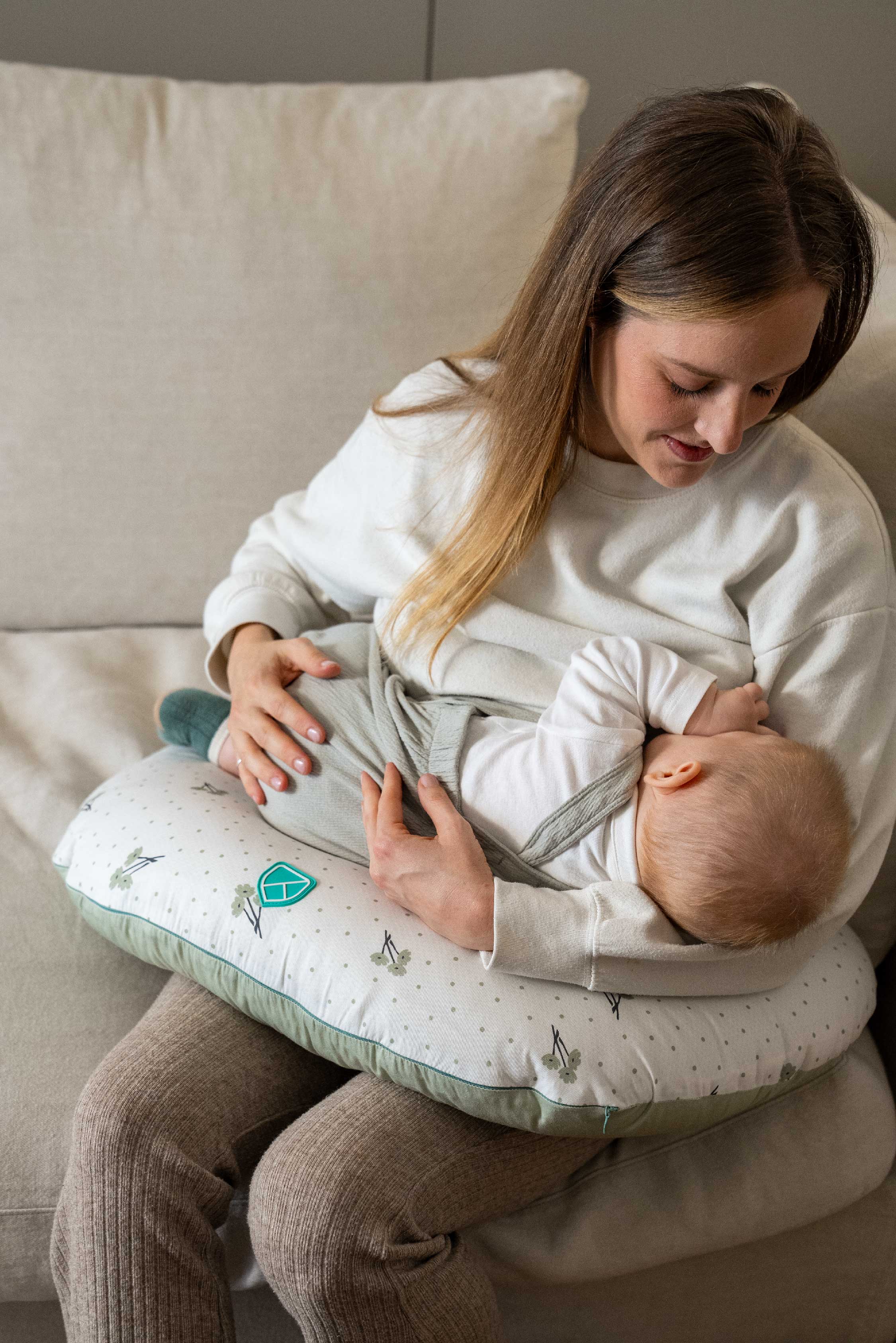 HUG BABY Breastfeeding Pillow - Blossom Green - Image 4