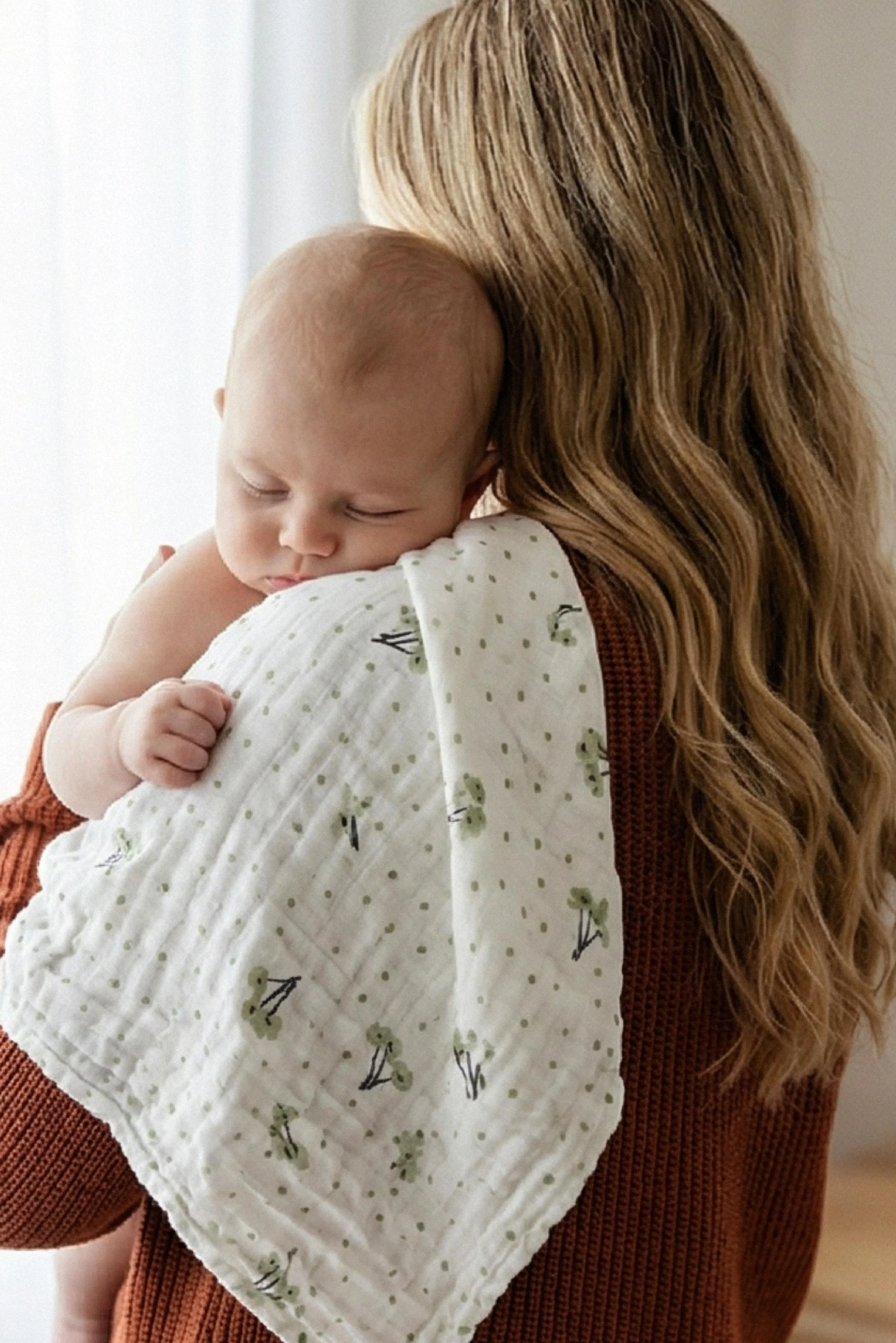 NURSERY & BATH TIME BUNDLE - Image 8