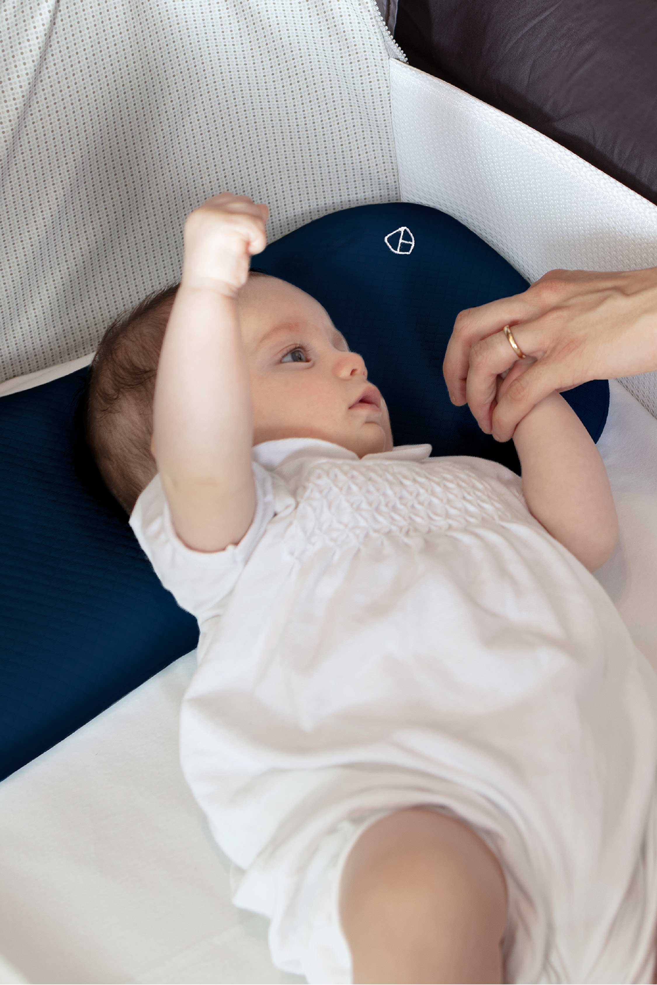 PERFECT HEAD MAXI Pillow for Plagiocephaly - Dark Blue - Image 4