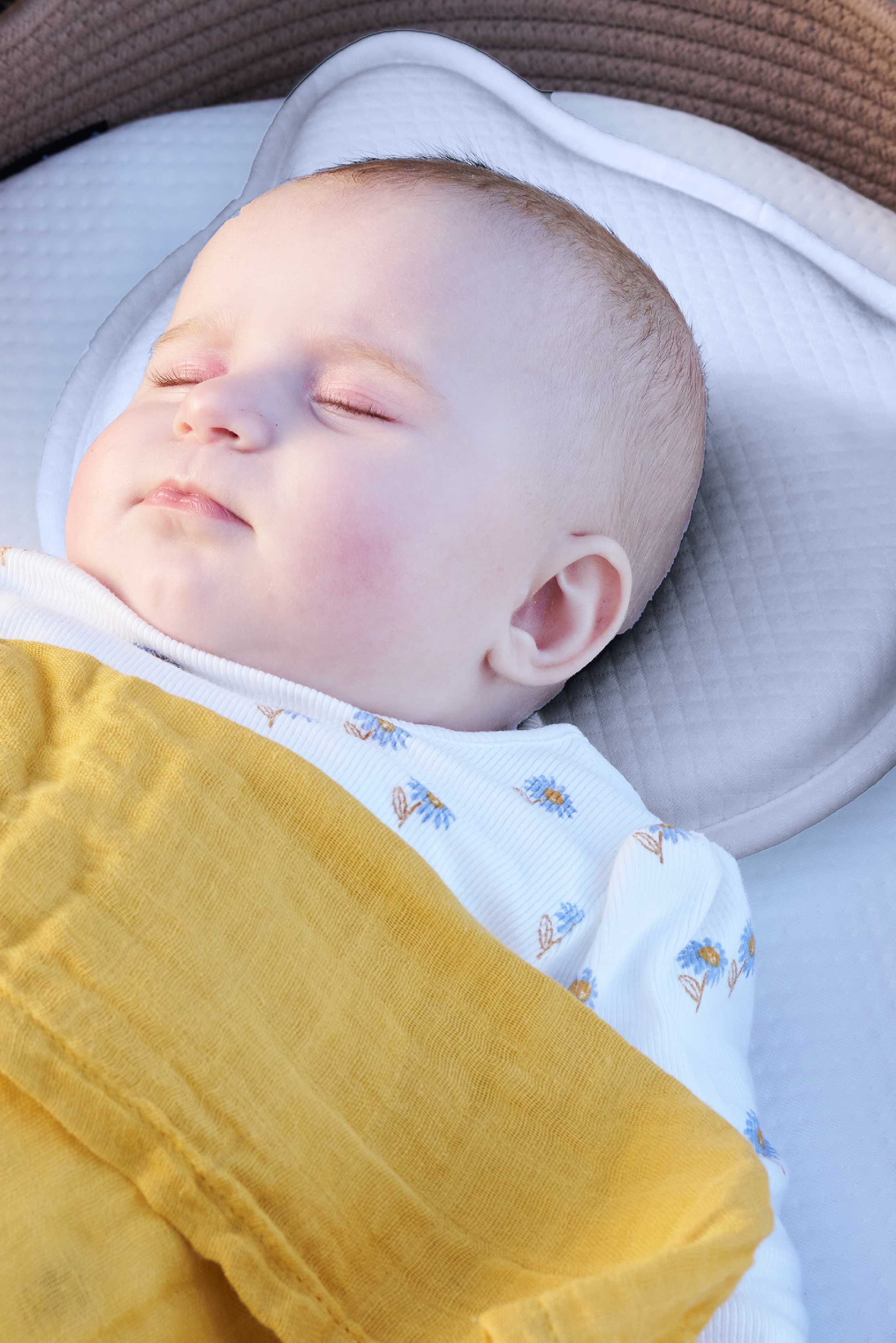 PERFECT HEAD Pillow for Plagiocephaly - Light Grey - Image 4